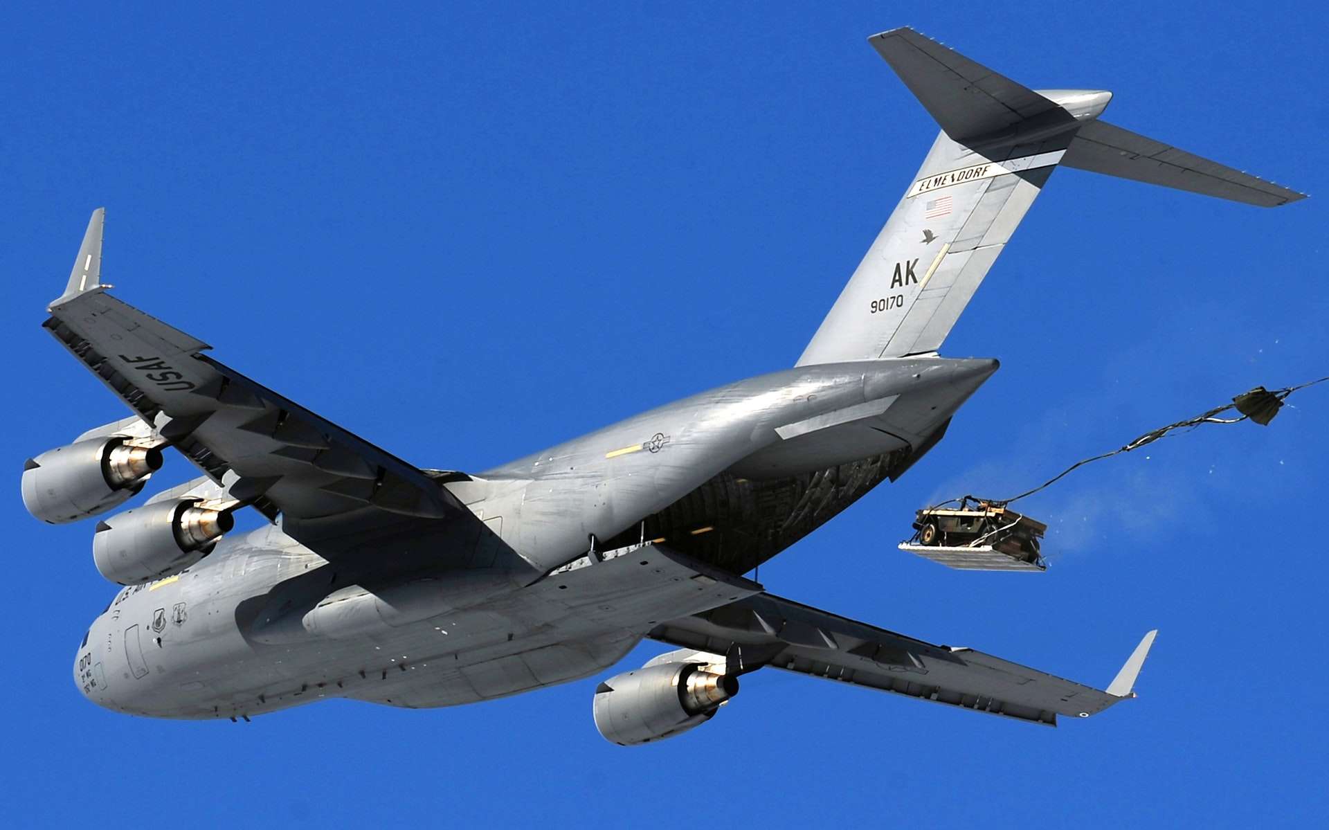 cargo jet c airdrop humvee